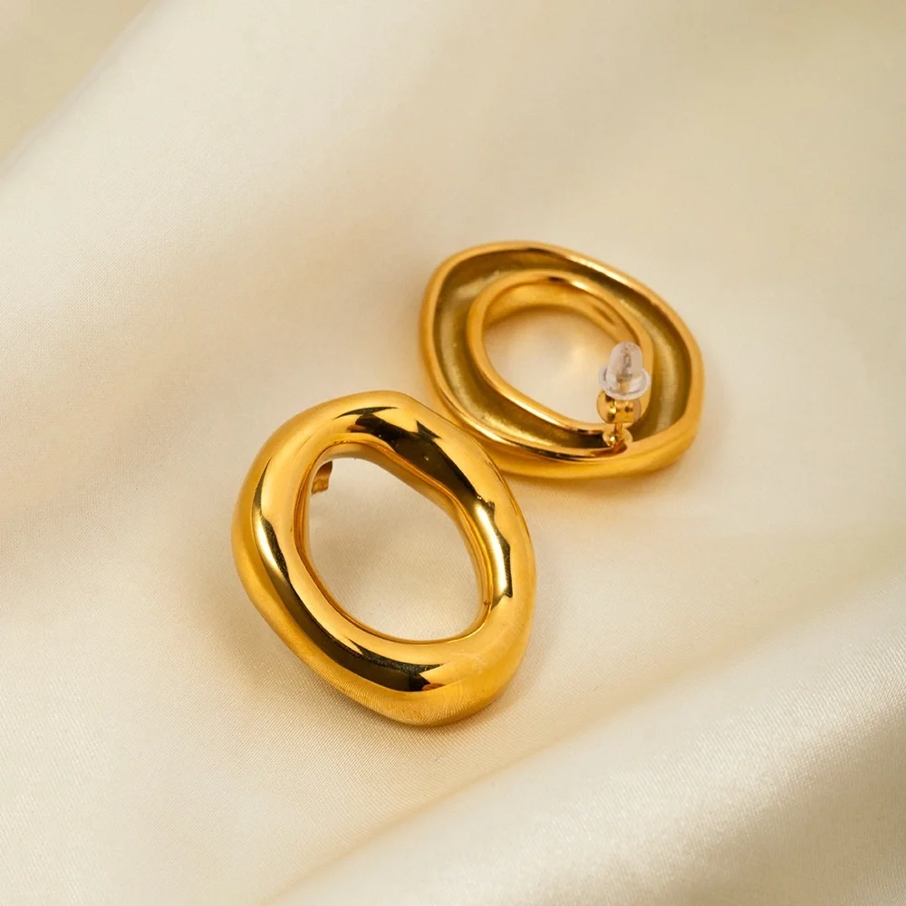 18K Gold Plated Circle Earrings*Minimalist Design*Geometric*Statement Earrings - Picture 7 of 8